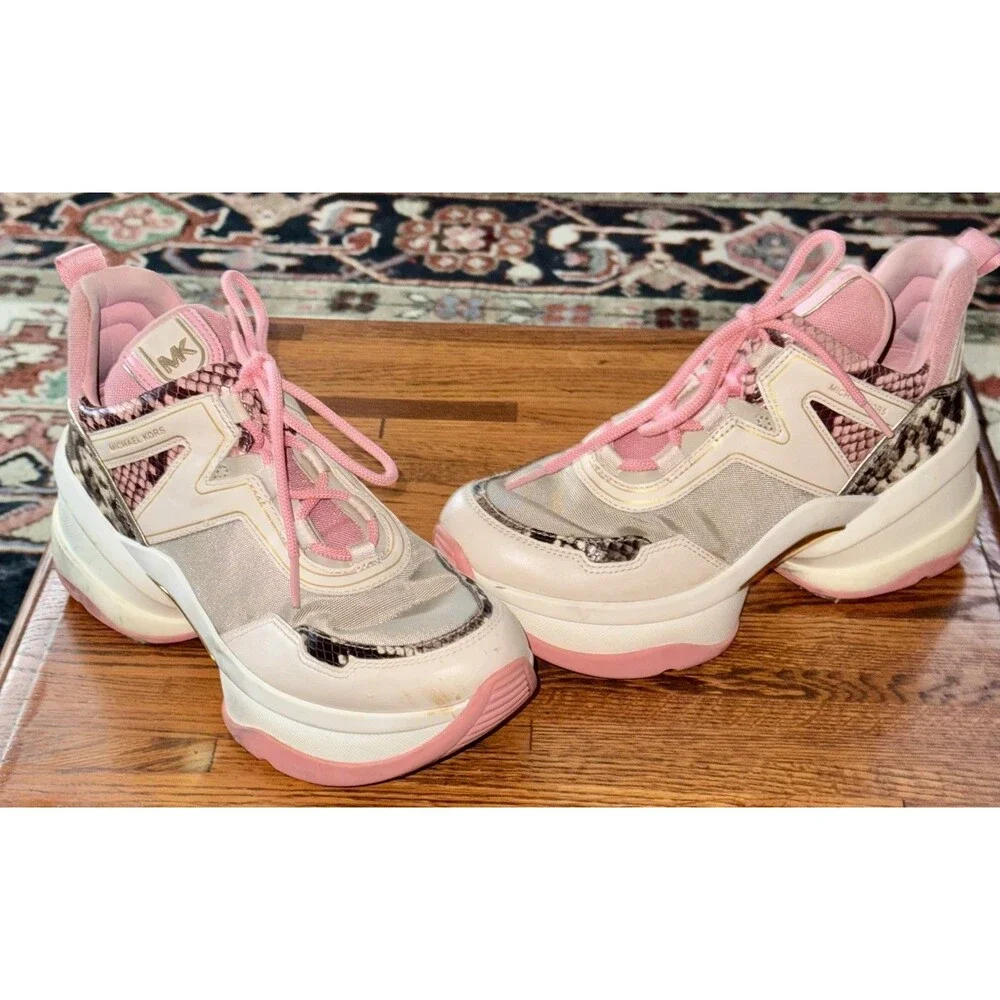 MICHAEL KORS Olympia Trainer 43T1OLFS1E Extreme Color Pink MultiSnake Size 9M